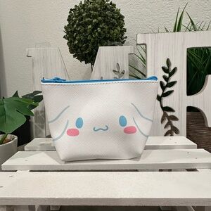 Sanrio Cinnamoroll pouch
